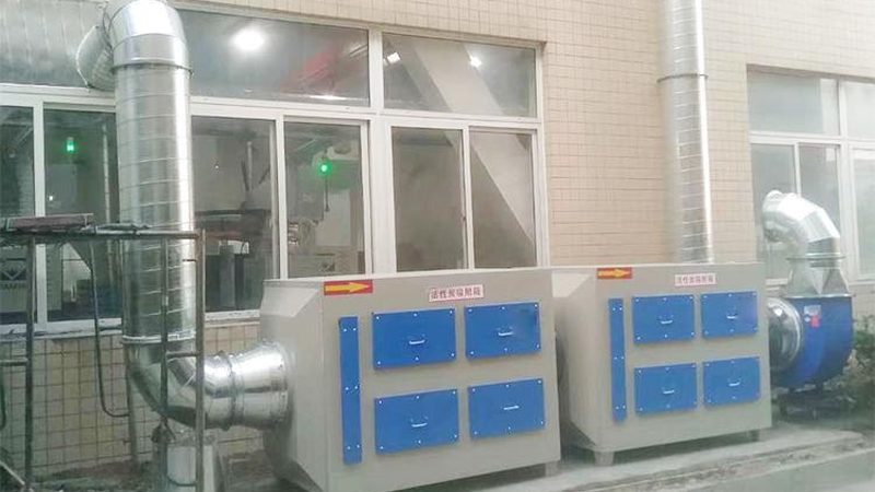 小型活性炭吸附箱：环保治理的得力助手**